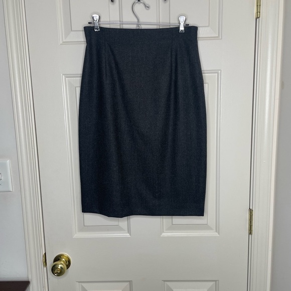 Burberry’s of London Vintage charcoal grey wool pencil skirt 10 - Picture 6 of 8